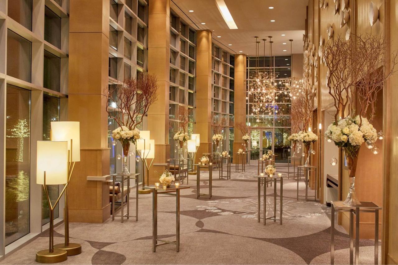 The Westin At The Woodlands Hotel Bagian luar foto