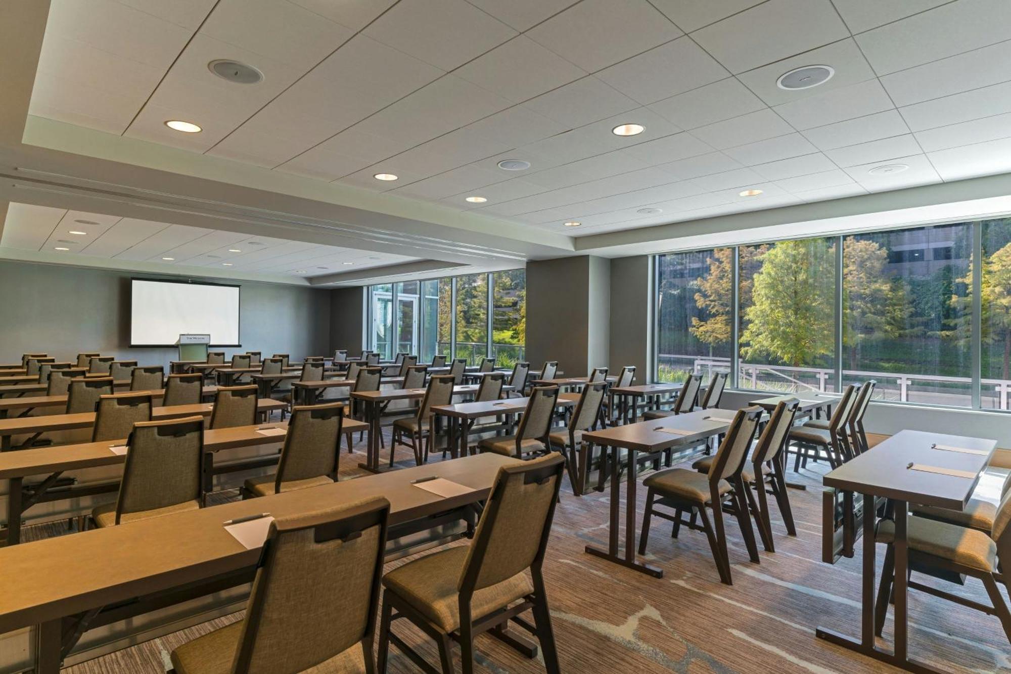 The Westin At The Woodlands Hotel Bagian luar foto